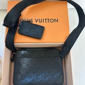 Louis Vuitton Monogram Black Belt Bag